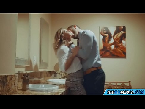 ❤️ As in busty blonde jo ferliedt yn in iepenbier toilet ️ Homemade porno op fy.camasexys.top ❌️❤